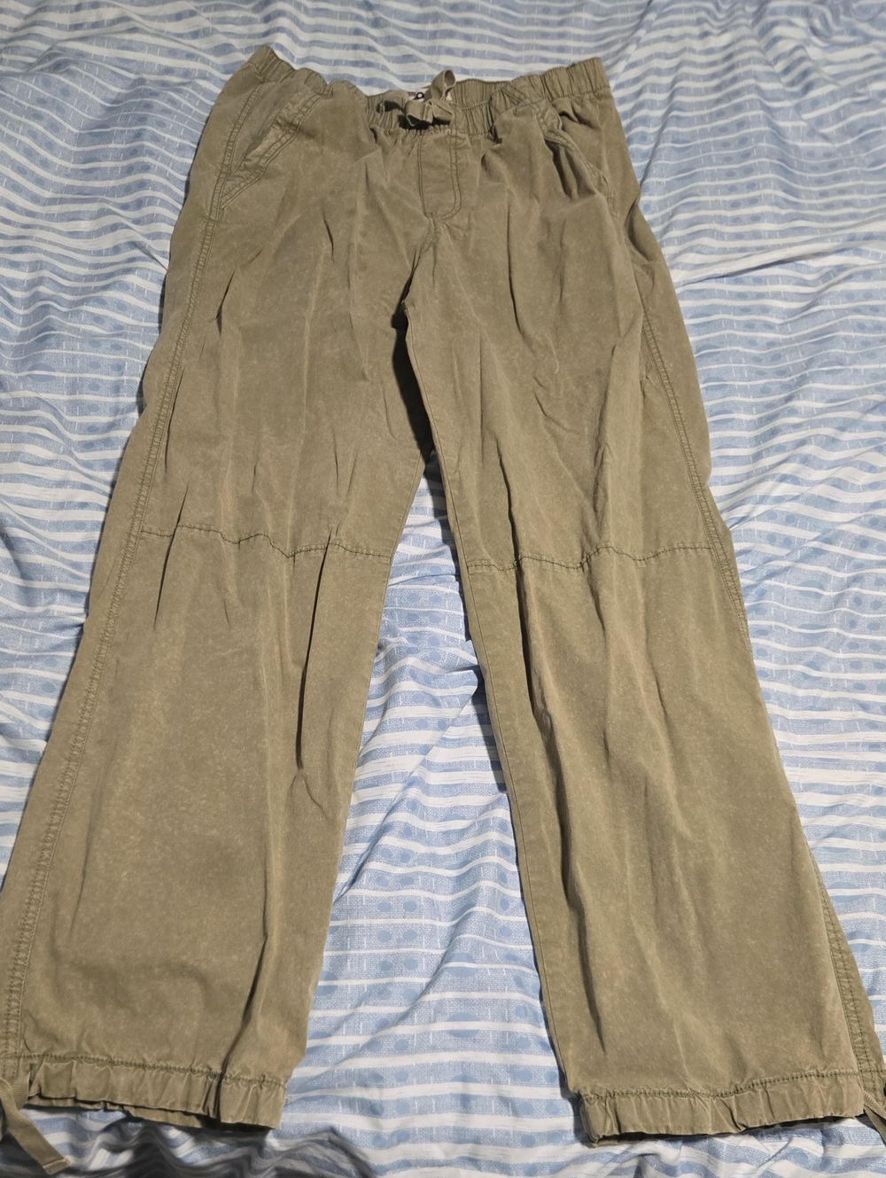 SO By Kohls  Women's Olive Drawstring Casual Trousers